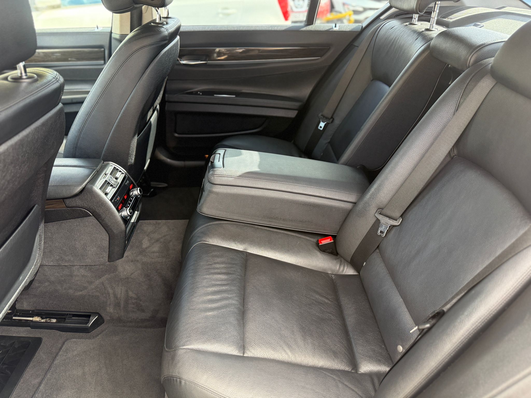 BMW 7 Series SE (2014)