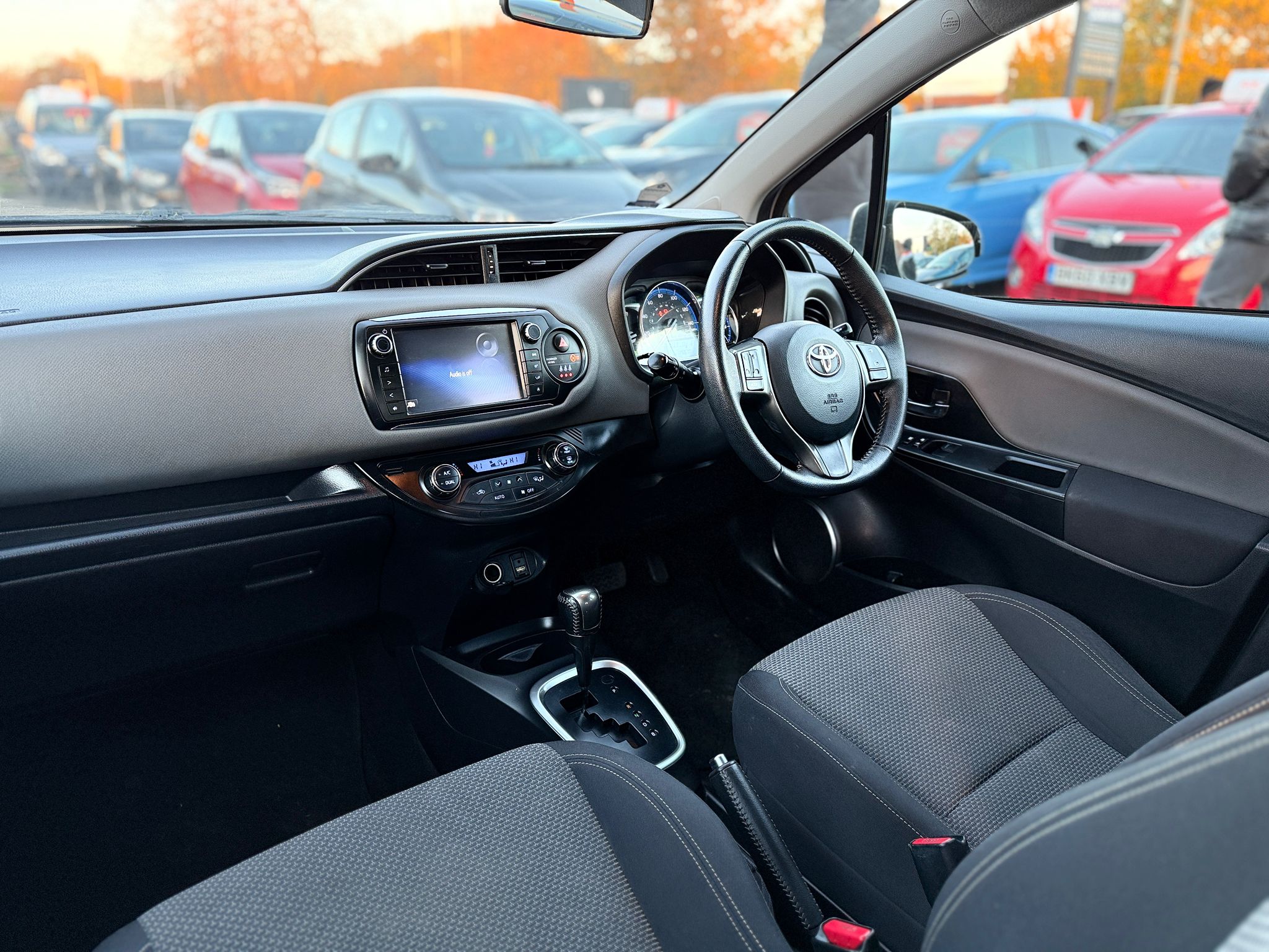 Toyota Yaris Icon 2014 Automatic Hybrid