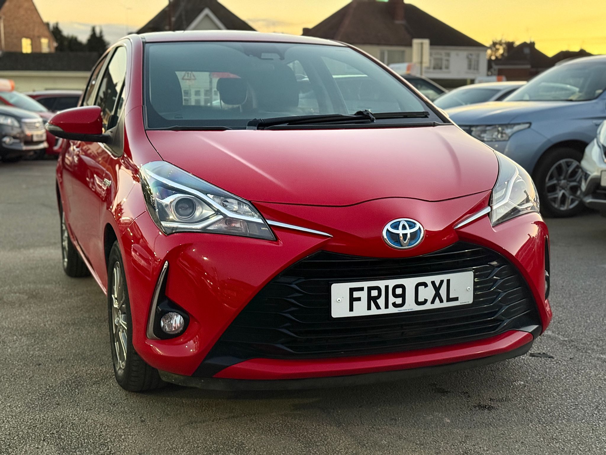 Toyota Yaris Icon Hybrid 2019