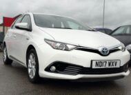 Toyota Auris Business Edition 2017 Hybrid Automatic