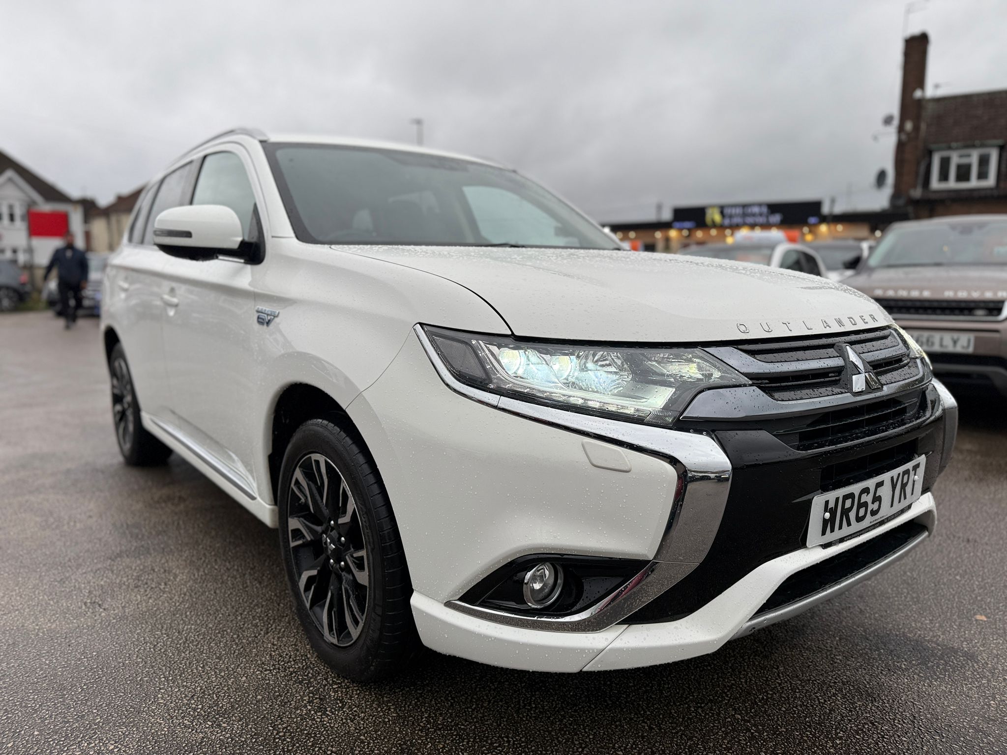 Mitsubishi Outlander GX4h (2015 Automatic