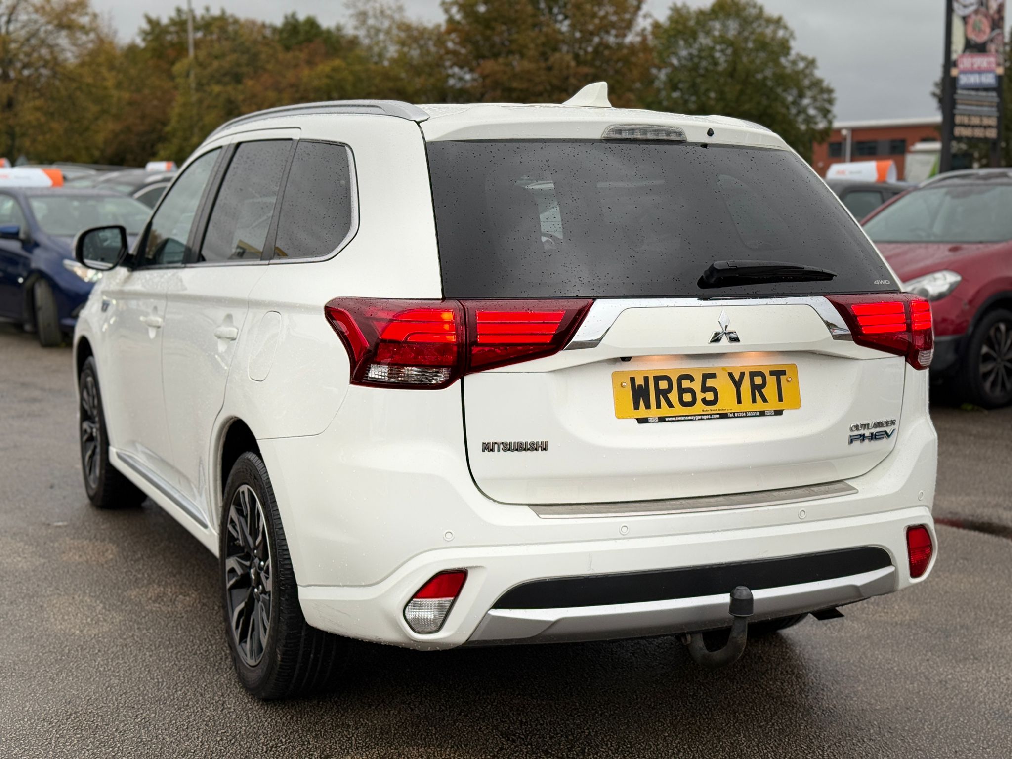 Mitsubishi Outlander GX4h (2015 Automatic