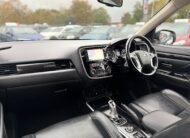 Mitsubishi Outlander GX4h (2015 Automatic