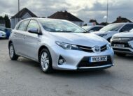 Toyota Auris Icon 2015 Automatic Hybrid