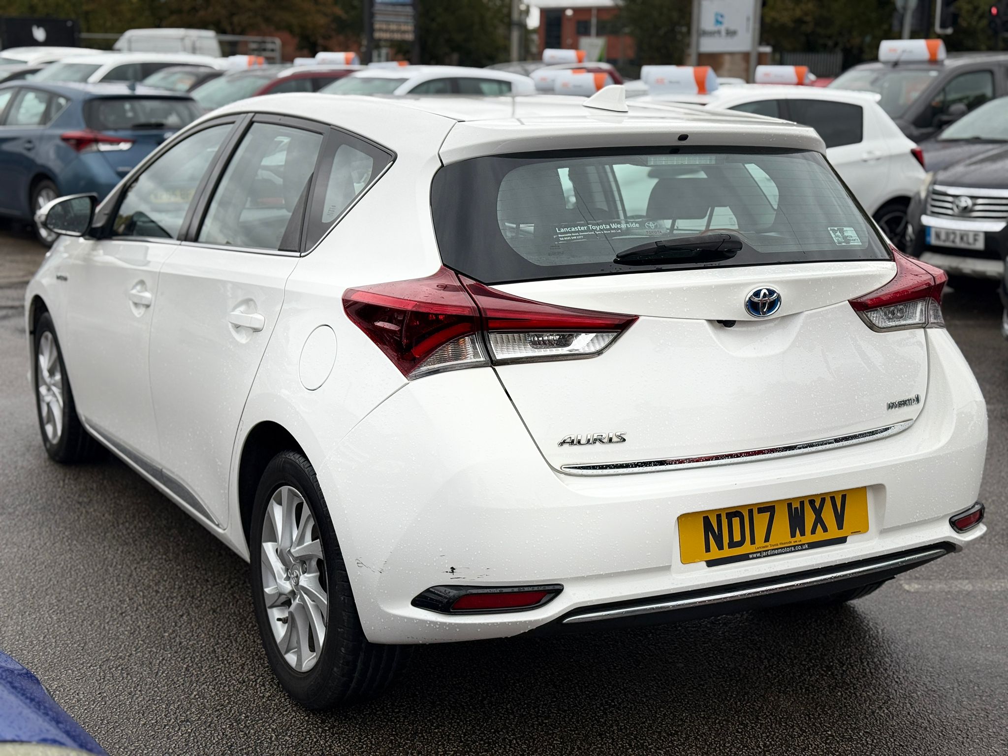 Toyota Auris Business Edition 2017 Hybrid Automatic