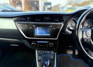 Toyota Auris Icon 2015 Automatic Hybrid