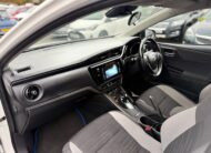 Toyota Auris Business Edition 2017 Hybrid Automatic