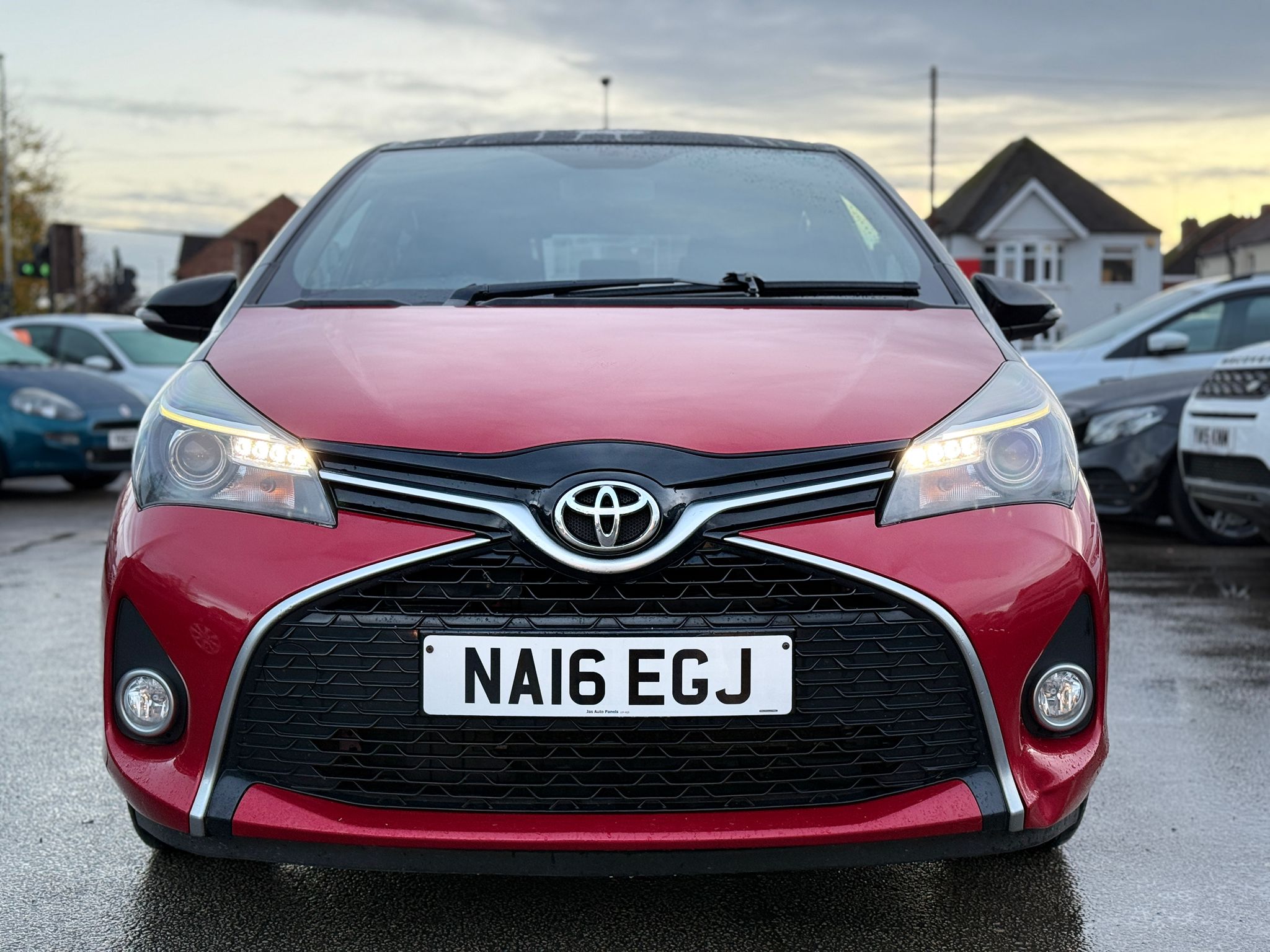 Toyota Yaris Design 2016