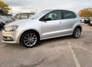 Volkswagen Polo SE Design (2015)