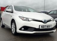 Toyota Auris Business Edition 2017 Hybrid Automatic