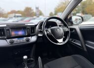 Toyota RAV4 Icon Tech 2017 Automatic Hybrid