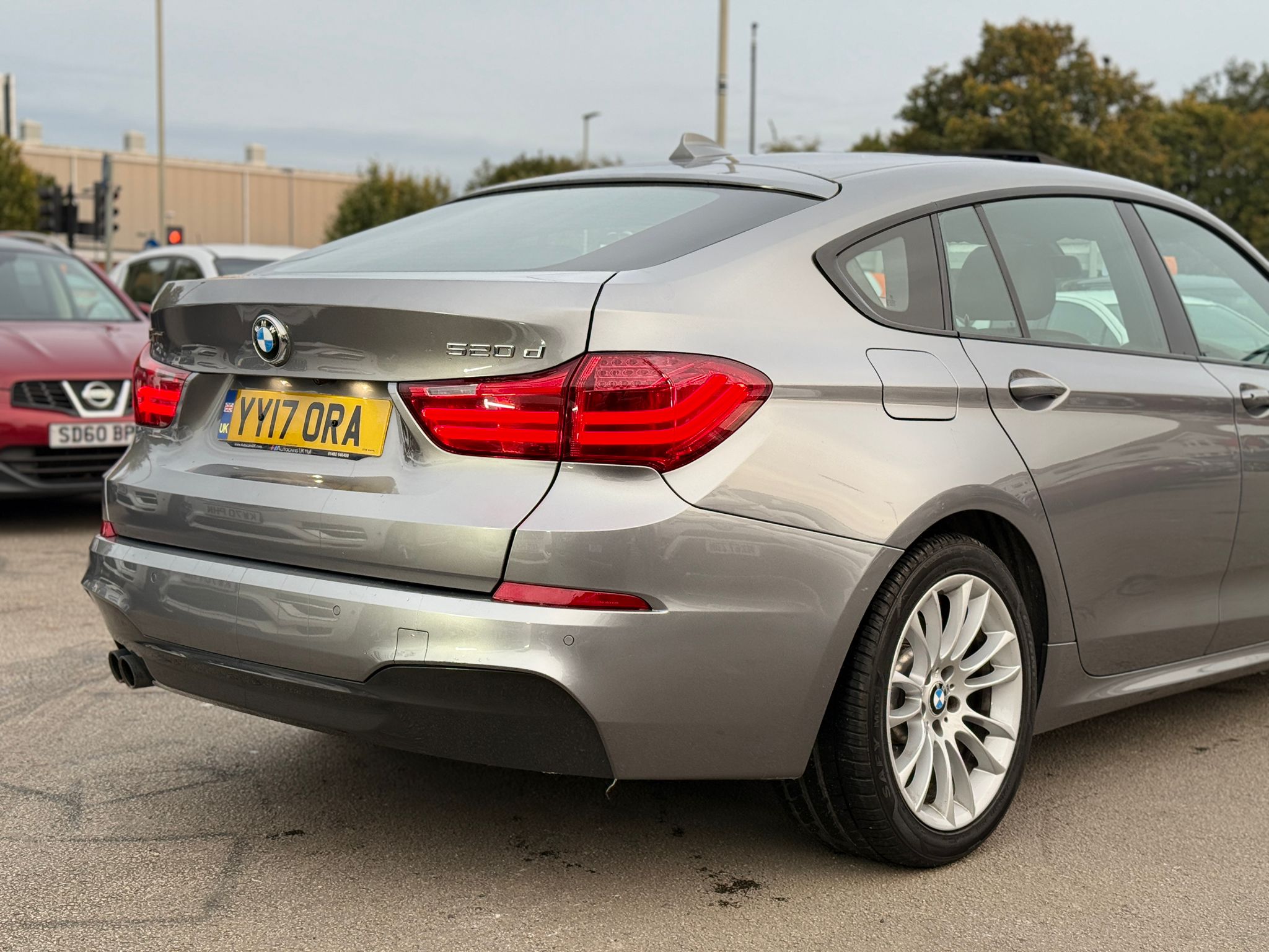 BMW 5 Series Gran Turismo M Sport (2017)