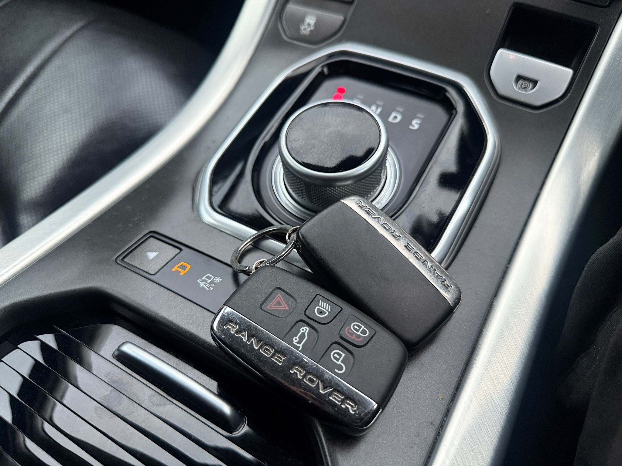 Land Rover Range Rover Evoque SE Tech (2016)