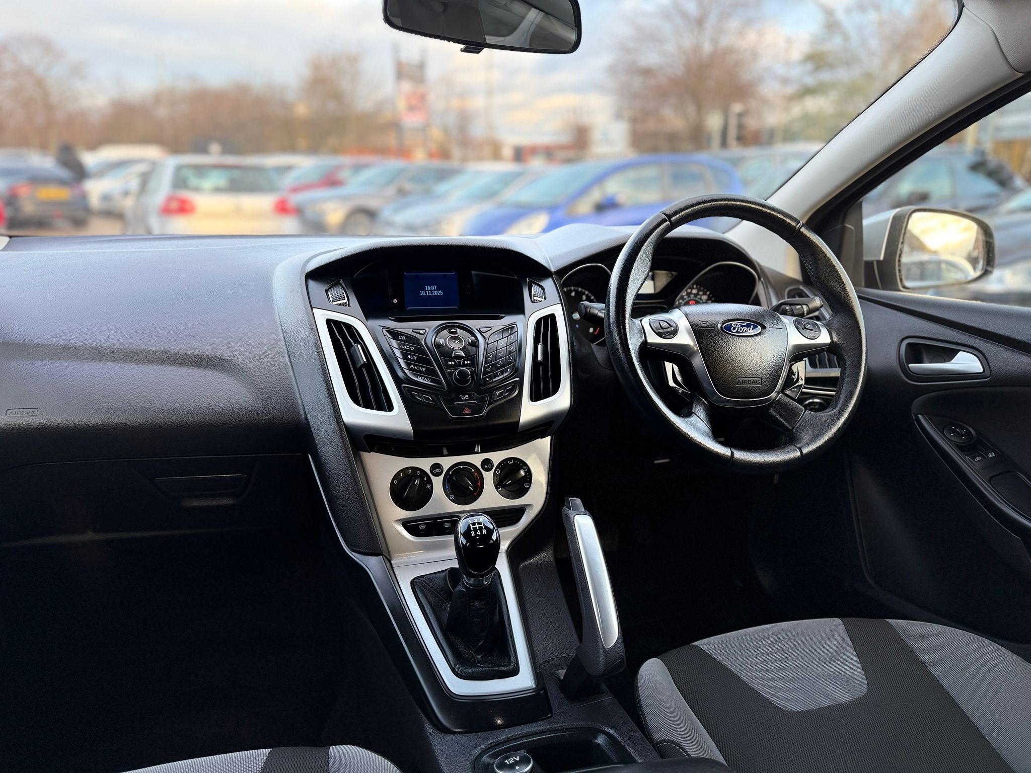 Ford Focus Zetec 2011