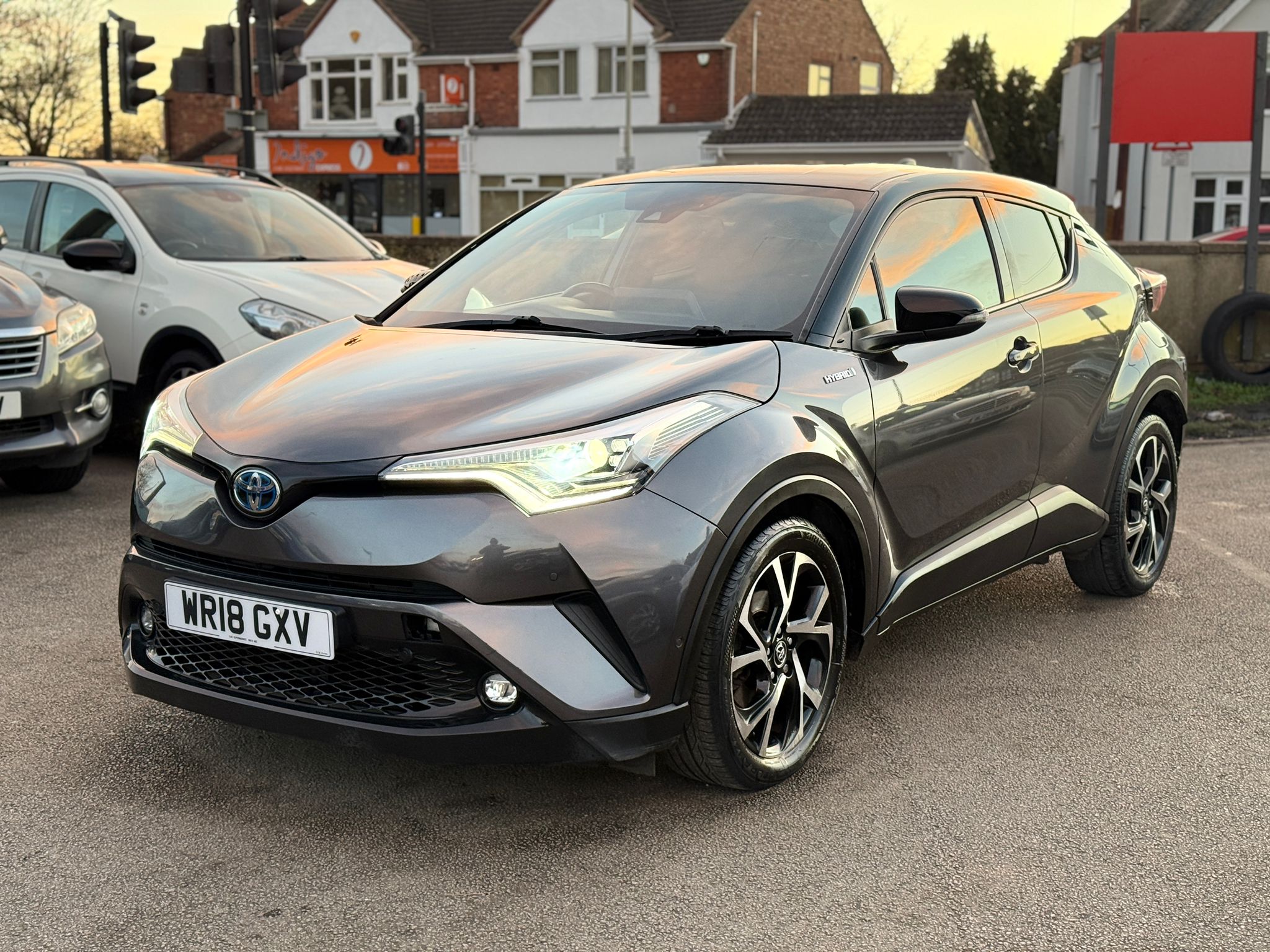 Toyota C-HR Dynamic 2018 Automatic Hybrid
