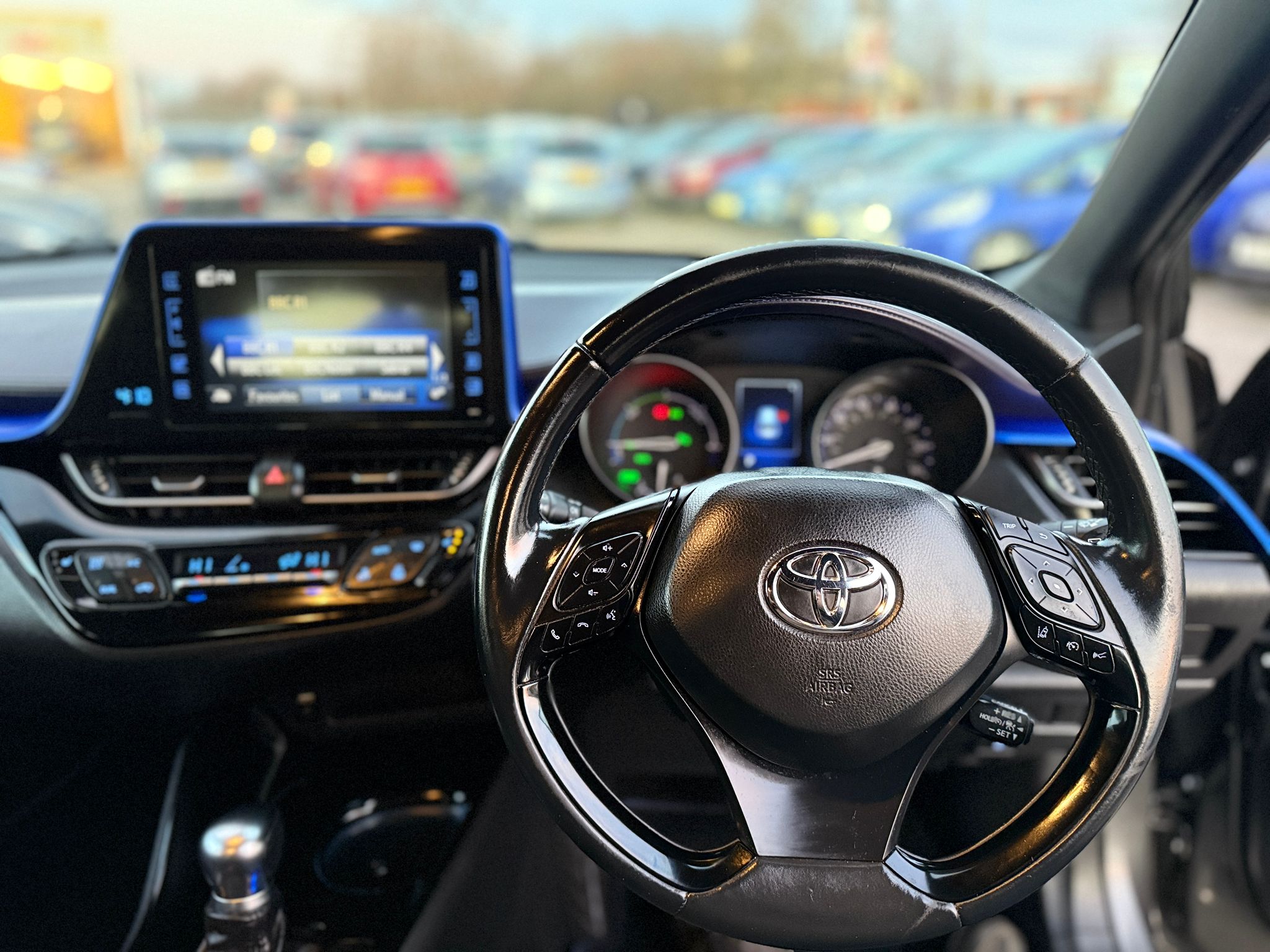 Toyota C-HR Dynamic 2018 Automatic Hybrid