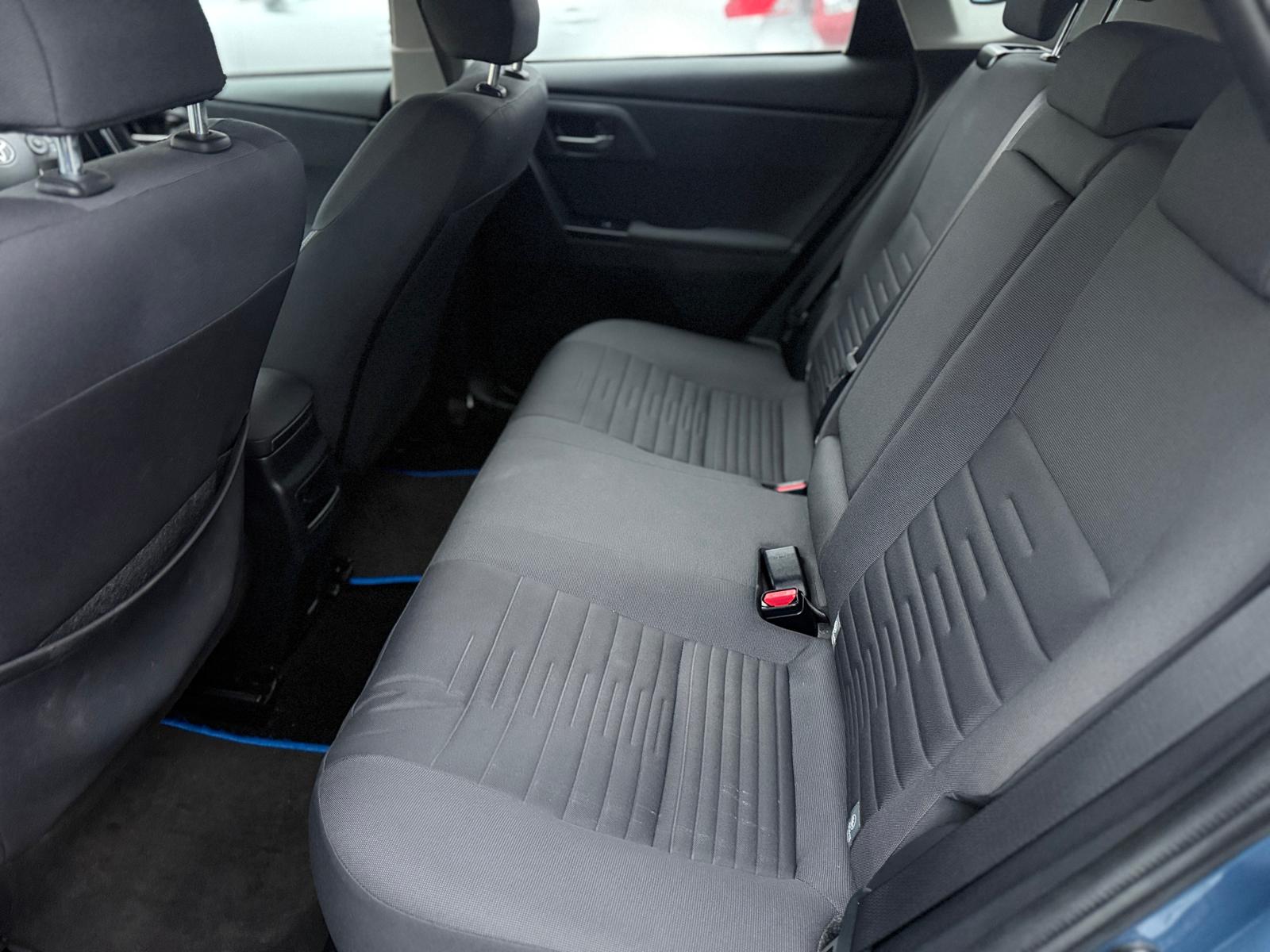 Toyota Auris 2015 Automatic Hybrid