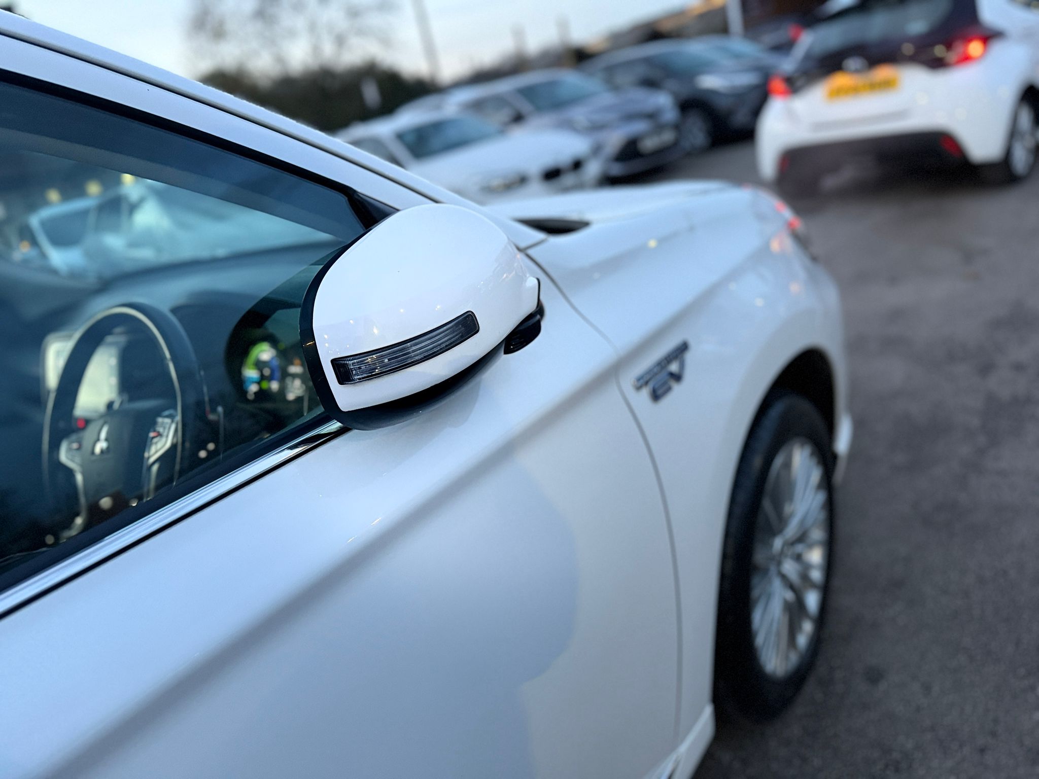 Mitsubishi Outlander 2018 Automatic Hybrid