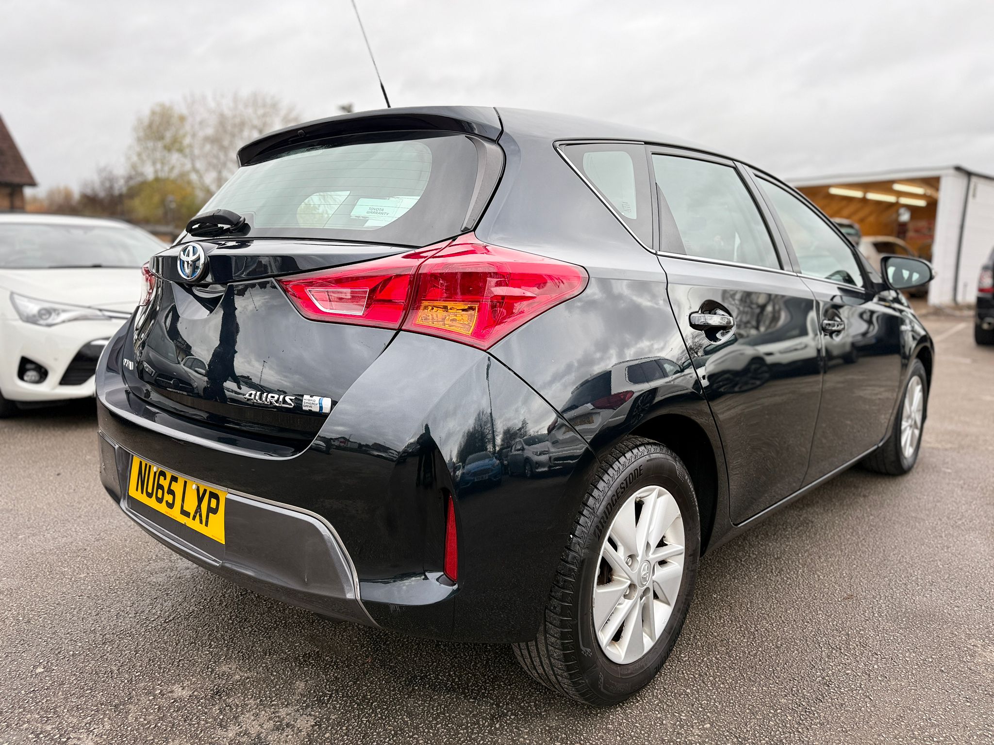 Toyota Auris Icon 2015 Automatic Hybrid