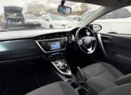 Toyota Auris Icon 2015 Automatic Hybrid