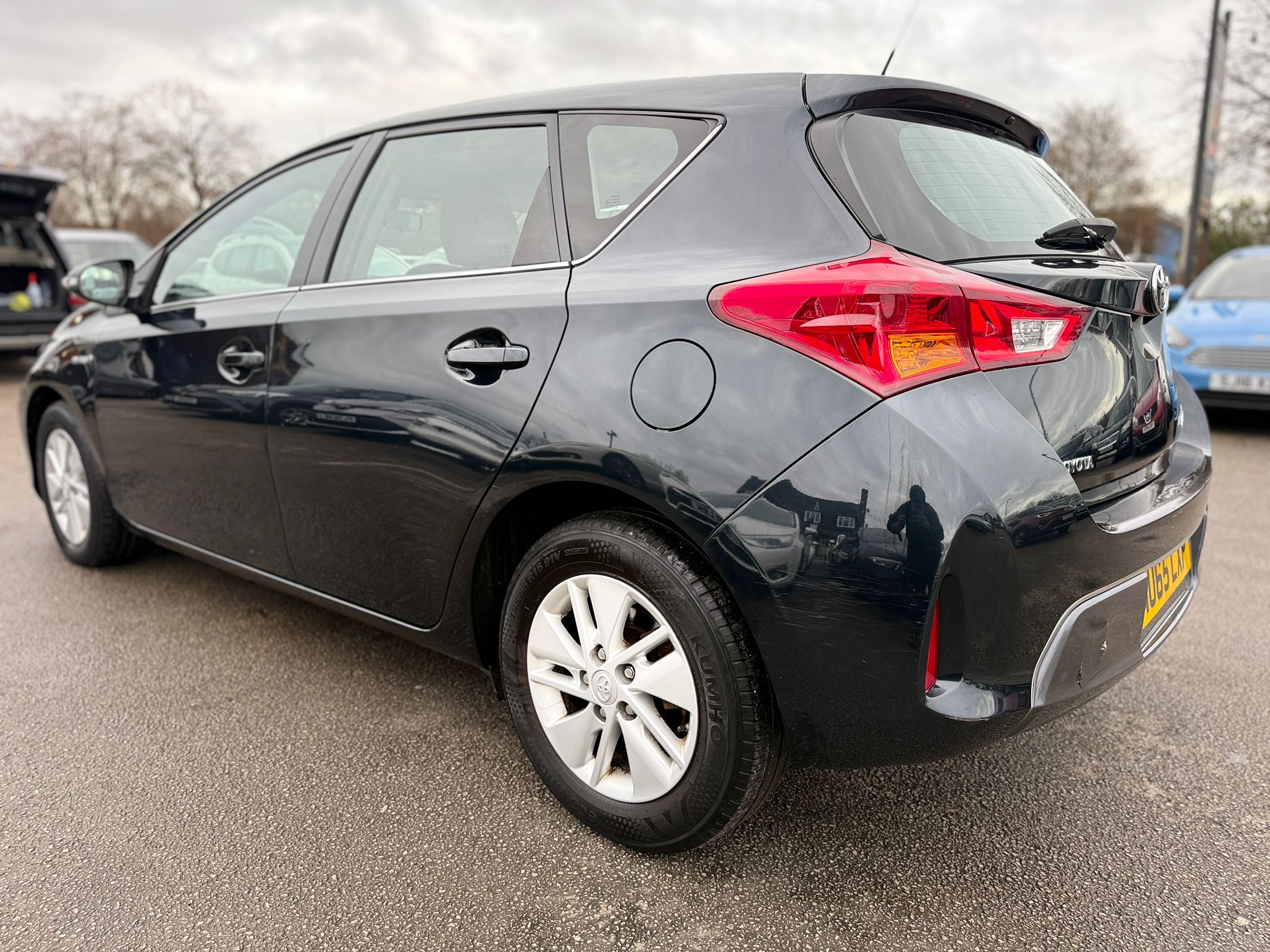 Toyota Auris Icon 2015 Automatic Hybrid