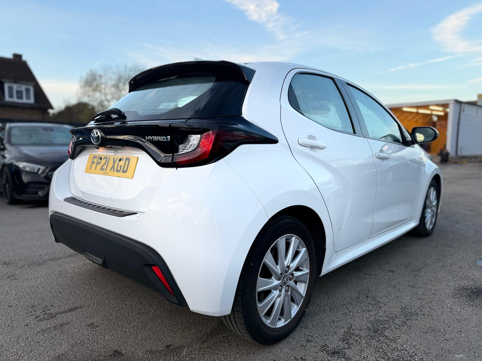 Toyota Yaris Icon 2021 Automatic Hybrid