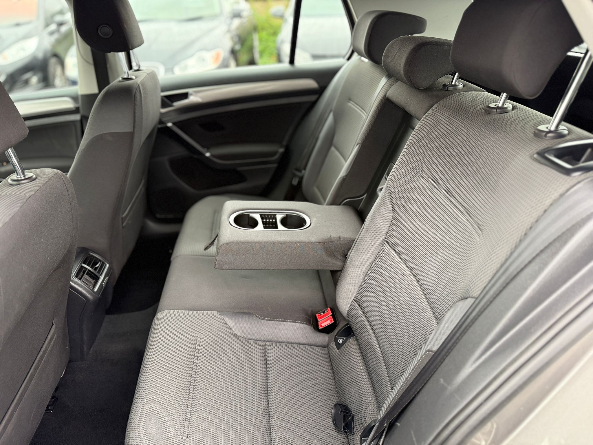 Volkswagen Golf Match 2016 Automatic