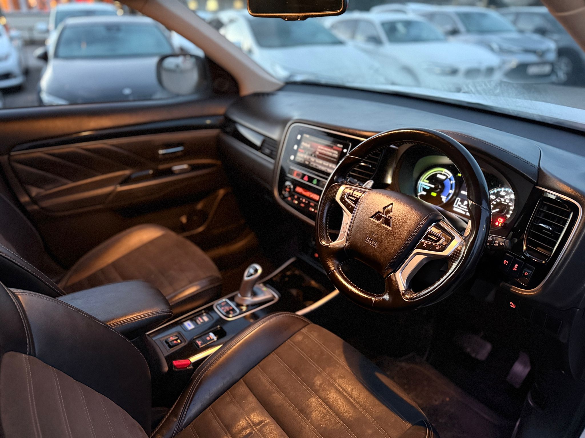 Mitsubishi Outlander 2018 Automatic Hybrid