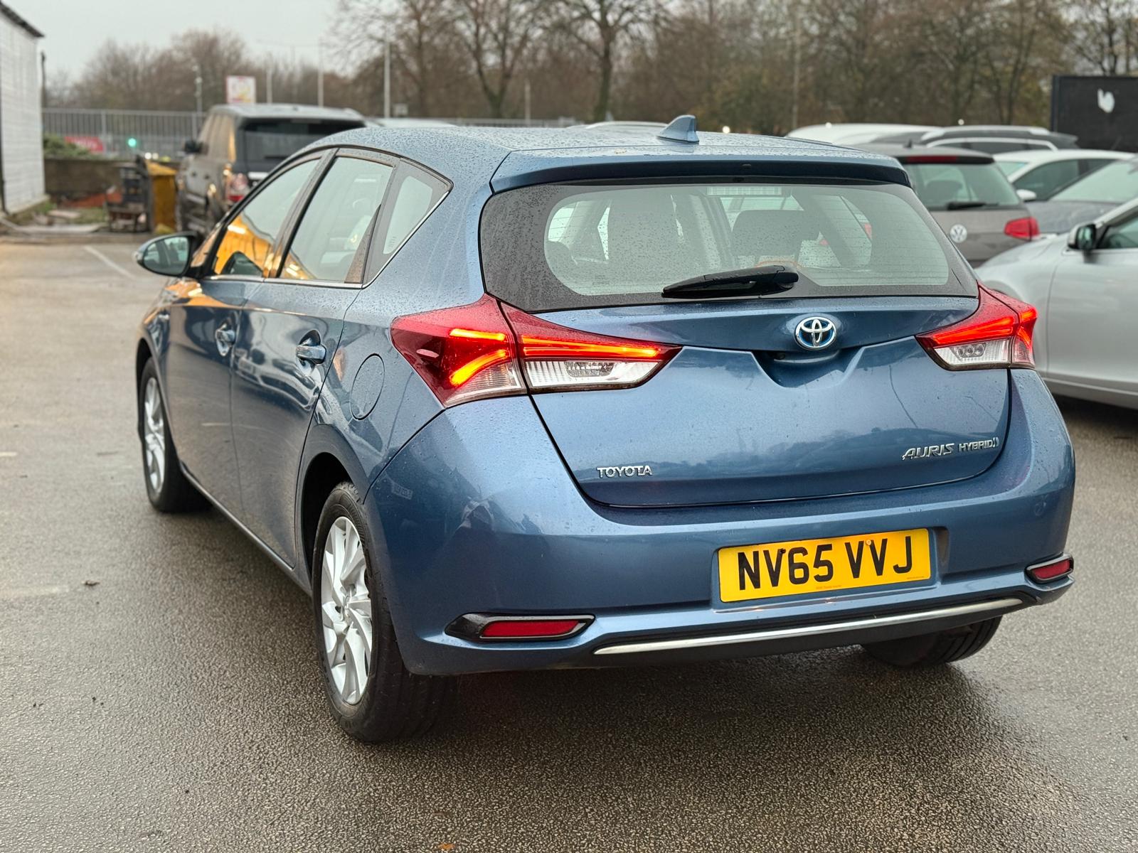 Toyota Auris 2015 Automatic Hybrid