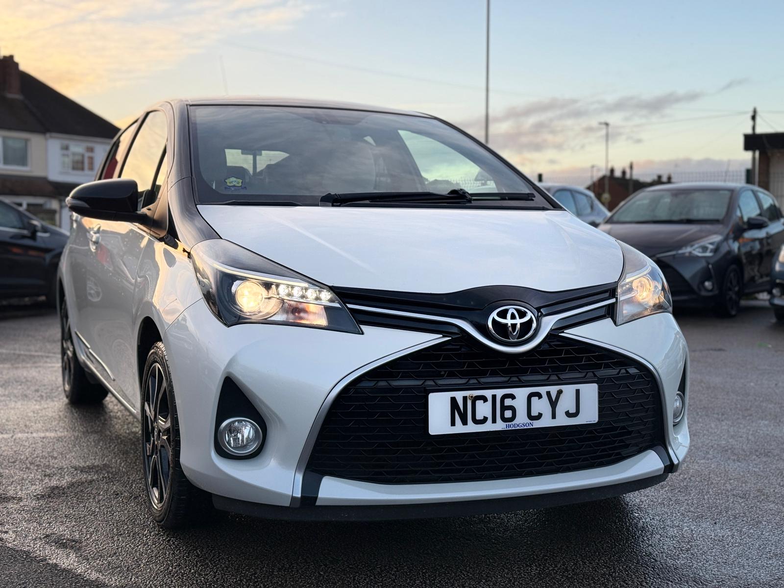 Toyota Yaris Design 2016