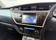 Toyota Auris Icon 2015 Automatic Hybrid