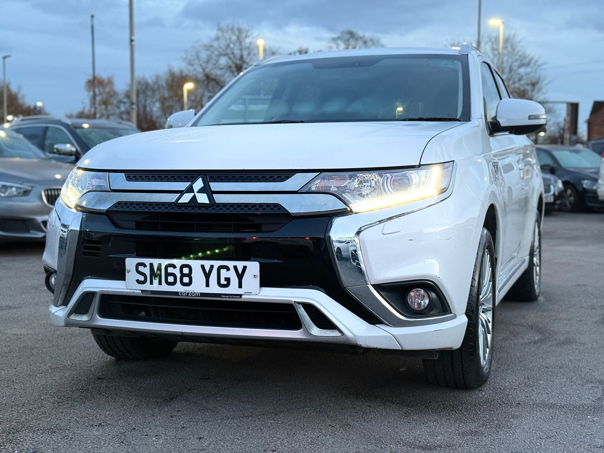 Mitsubishi Outlander 2018 Automatic Hybrid