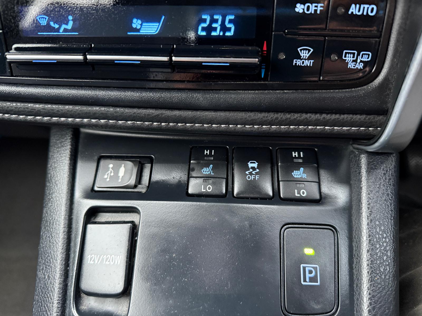 Toyota Auris Business Edition 2017 Automatic Hybrid