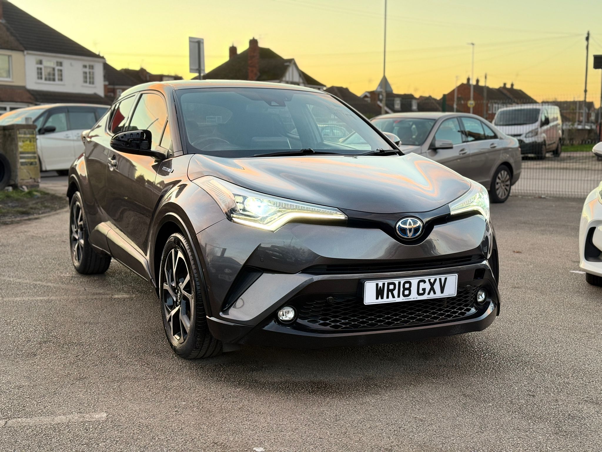 Toyota C-HR Dynamic 2018 Automatic Hybrid
