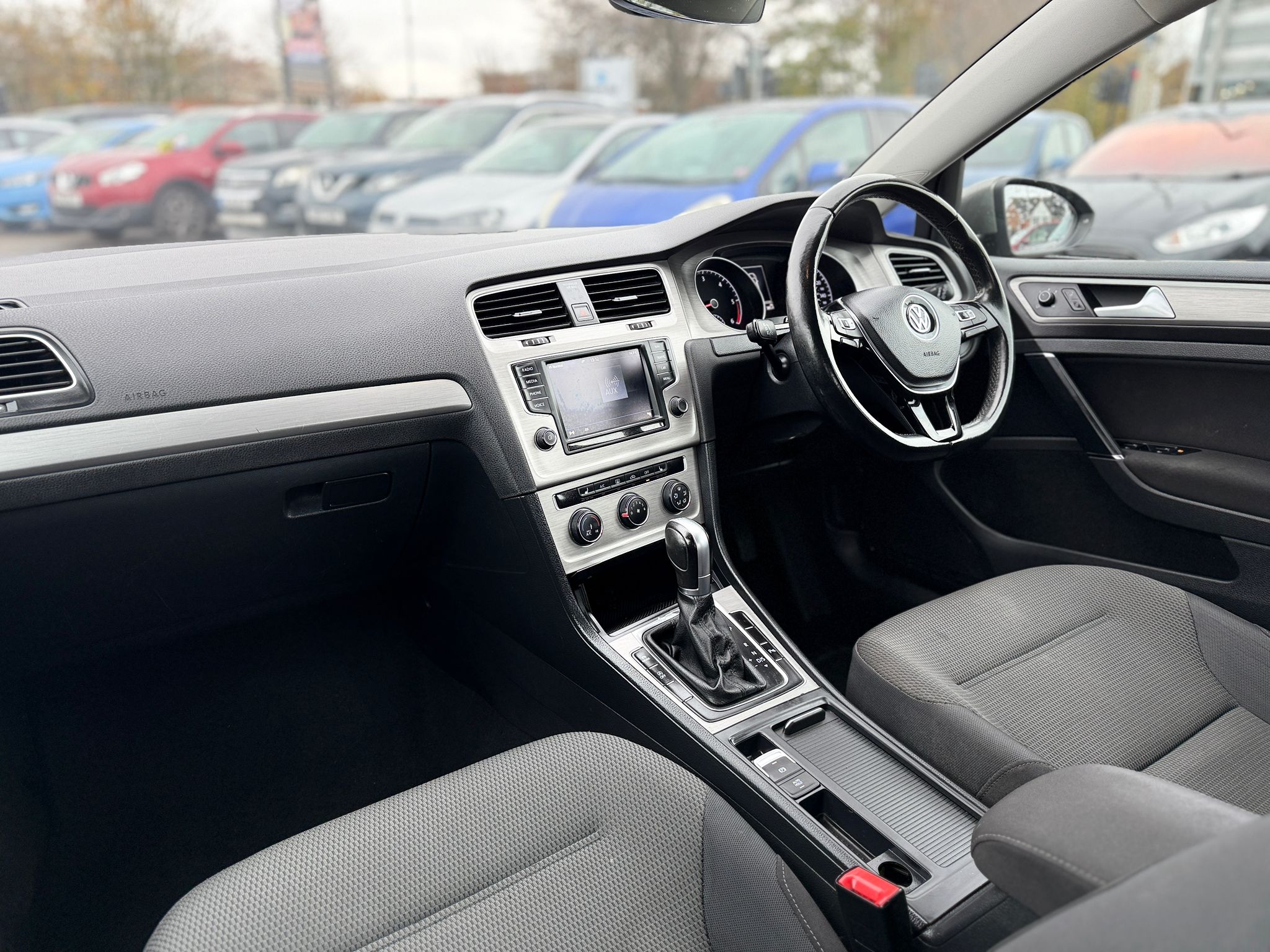 Volkswagen Golf Match 2016 Automatic