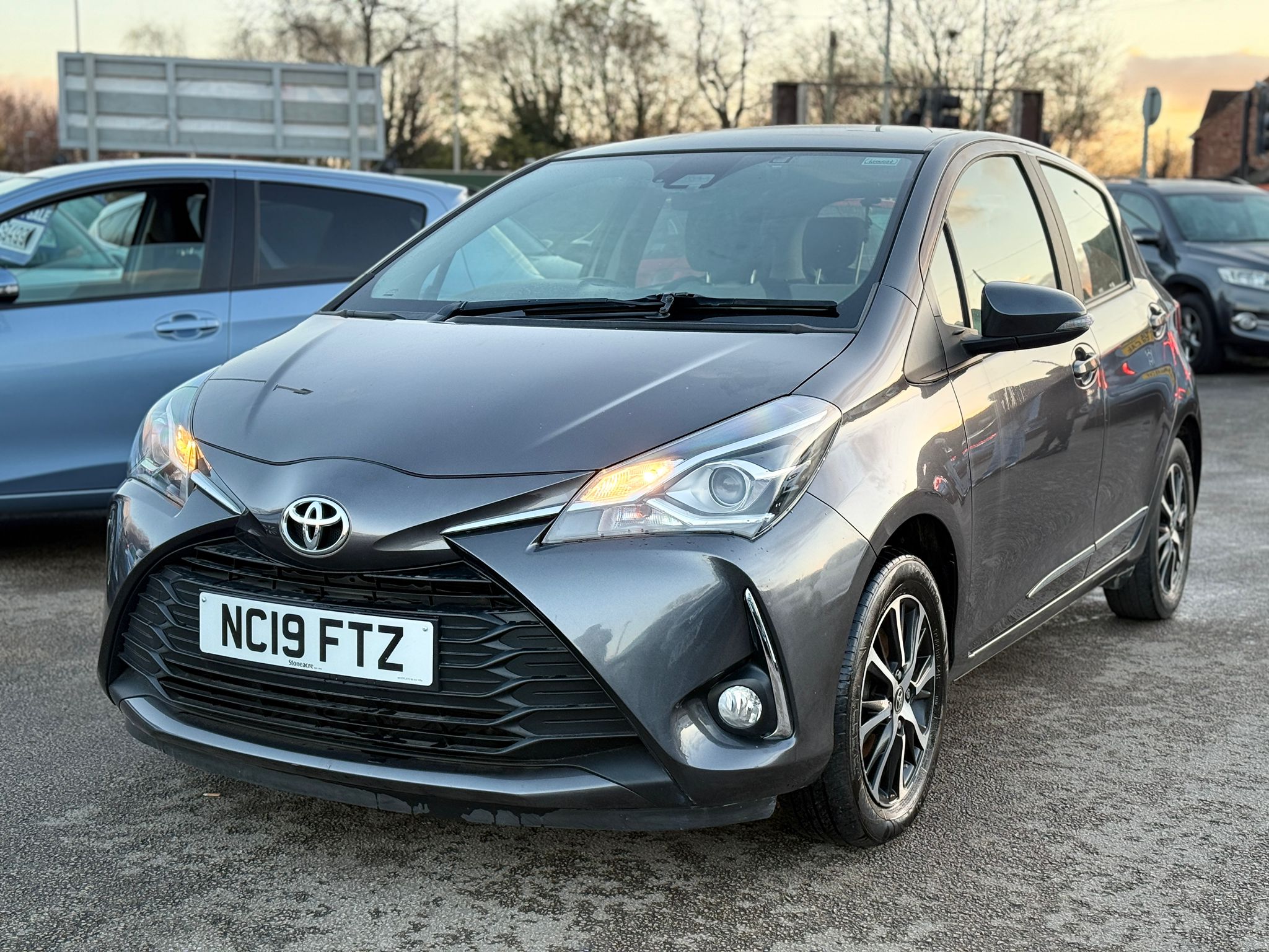 Toyota Yaris Icon Tech 2019
