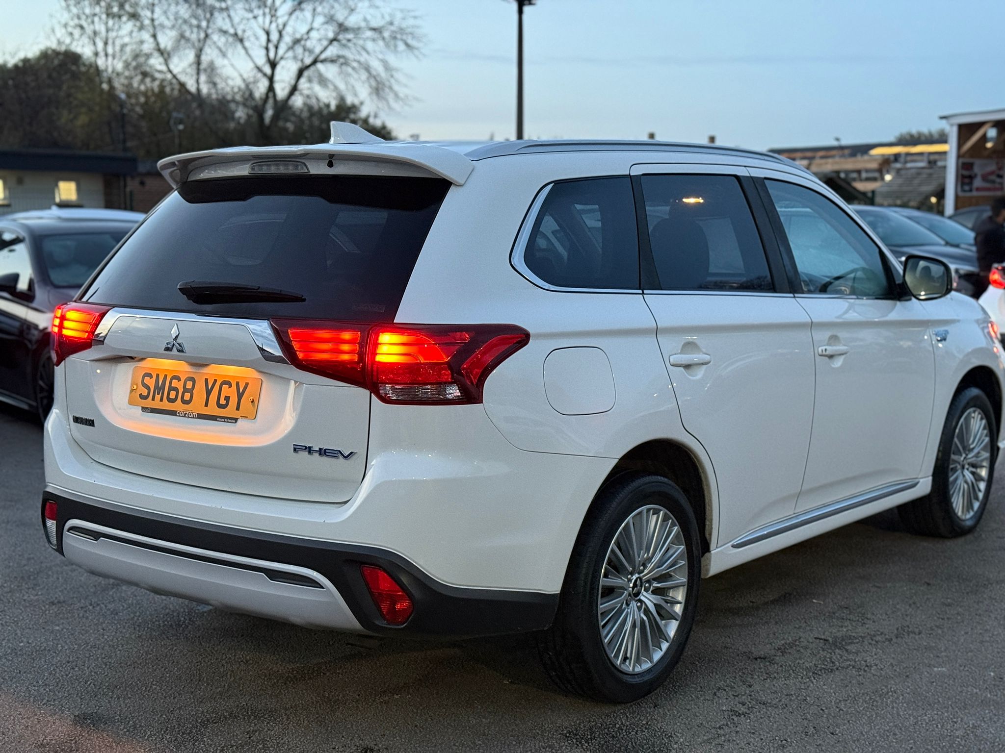 Mitsubishi Outlander 2018 Automatic Hybrid