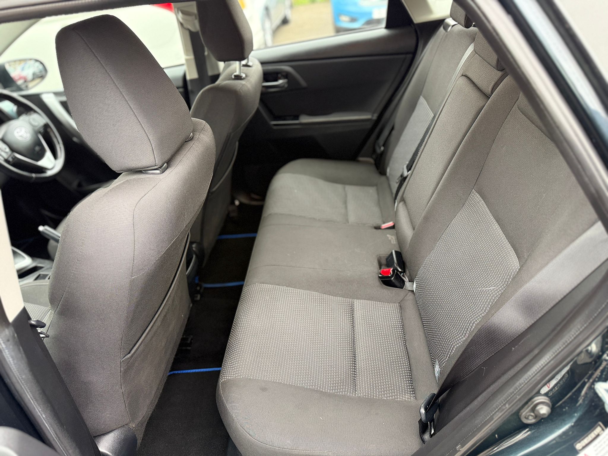 Toyota Auris Icon 2015 Automatic Hybrid