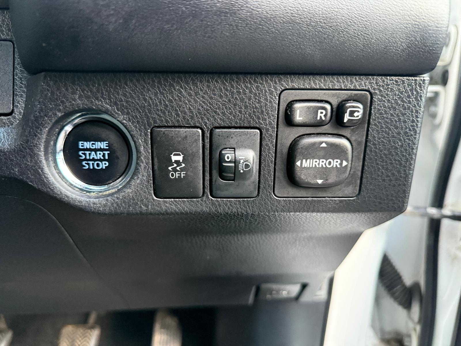 Toyota RAV4 Icon 2014