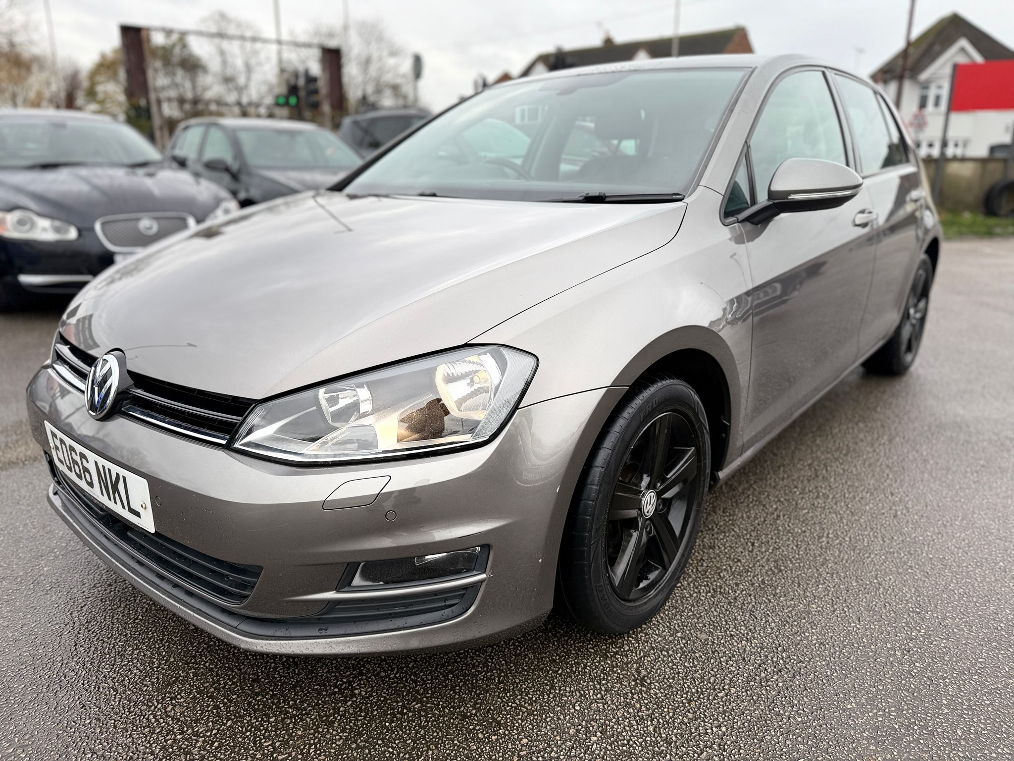 Volkswagen Golf Match 2016 Automatic