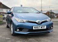 Toyota Auris Business Edition 2017 Automatic Hybrid