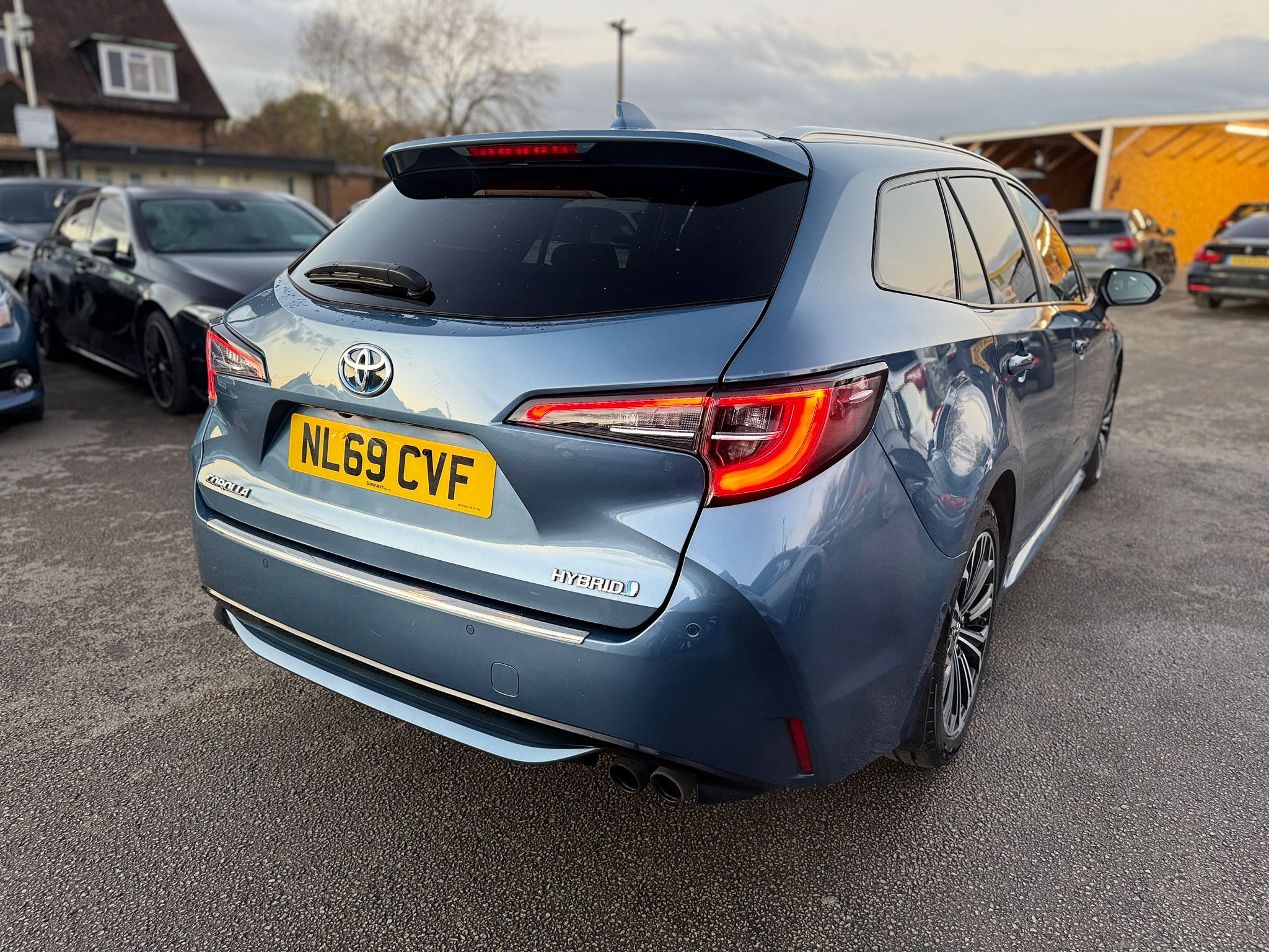 Toyota Corolla Design 2019 Automatic Hybrid