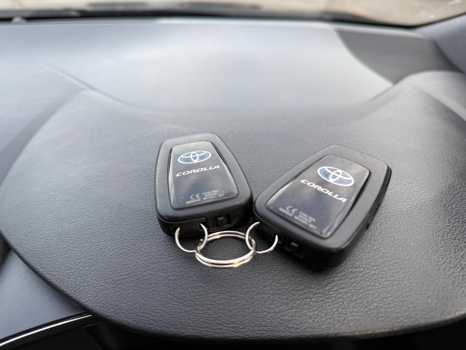 Toyota Corolla Design 2020 Automatic Hybrid