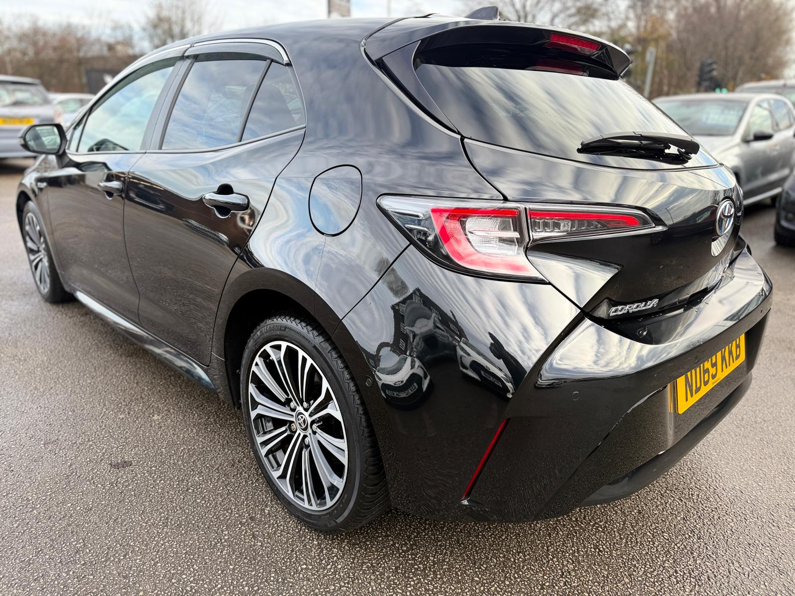 Toyota Corolla Design 2020 Automatic Hybrid