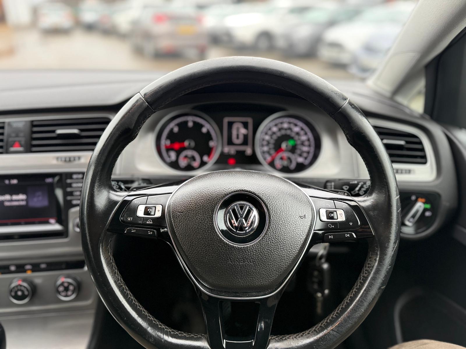 Volkswagen Golf Match 2014 Automatic