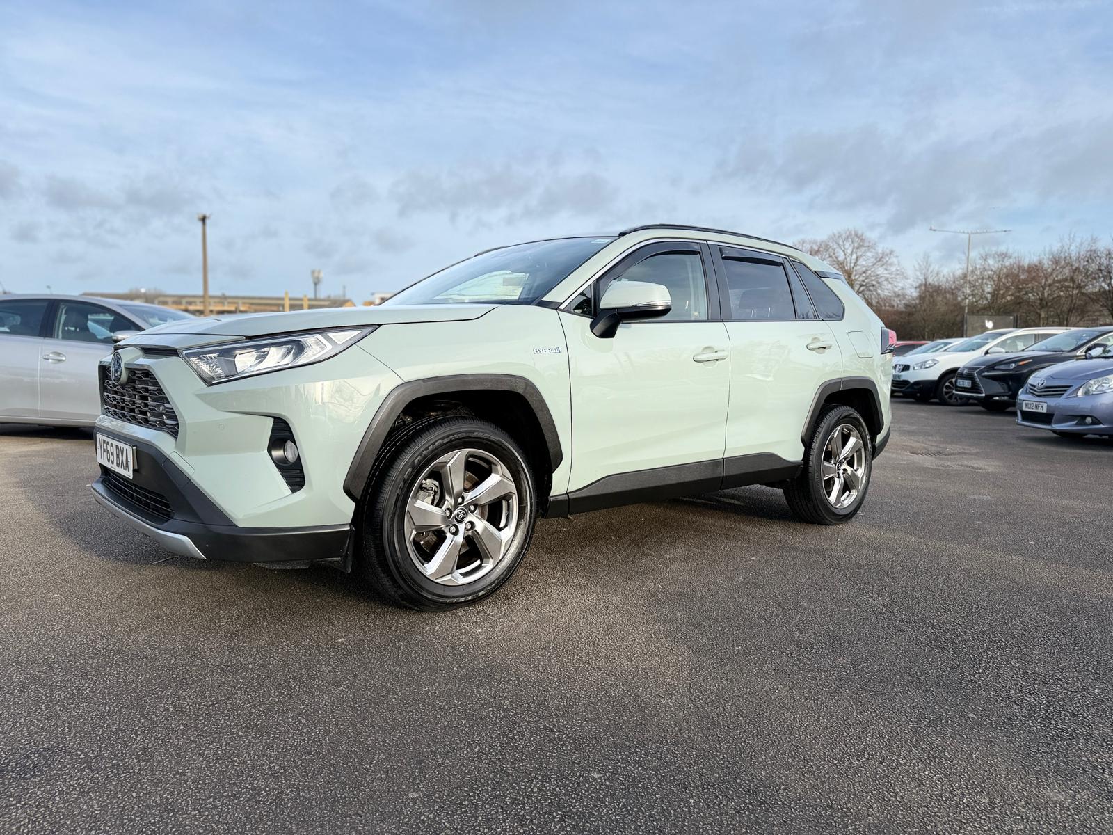 Toyota RAV4 Design 2019 Automatic Hybrid