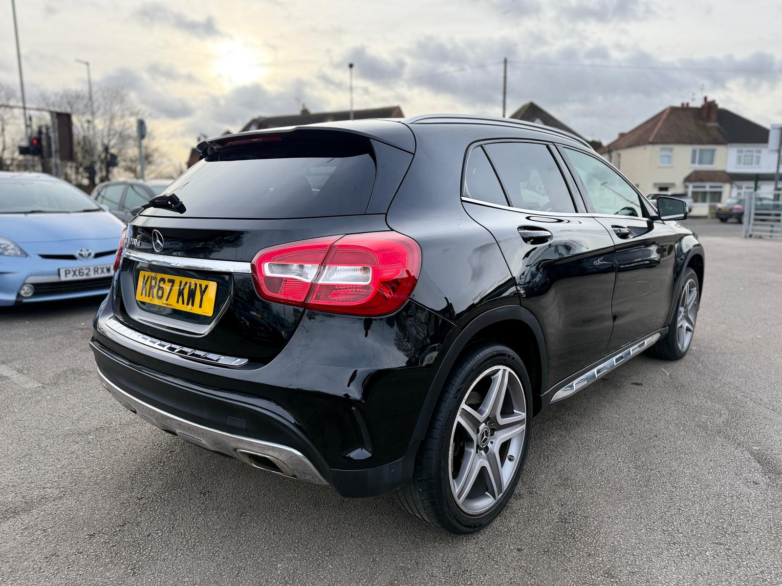 Mercedes-Benz GLA AMG Line (2017) Automatic