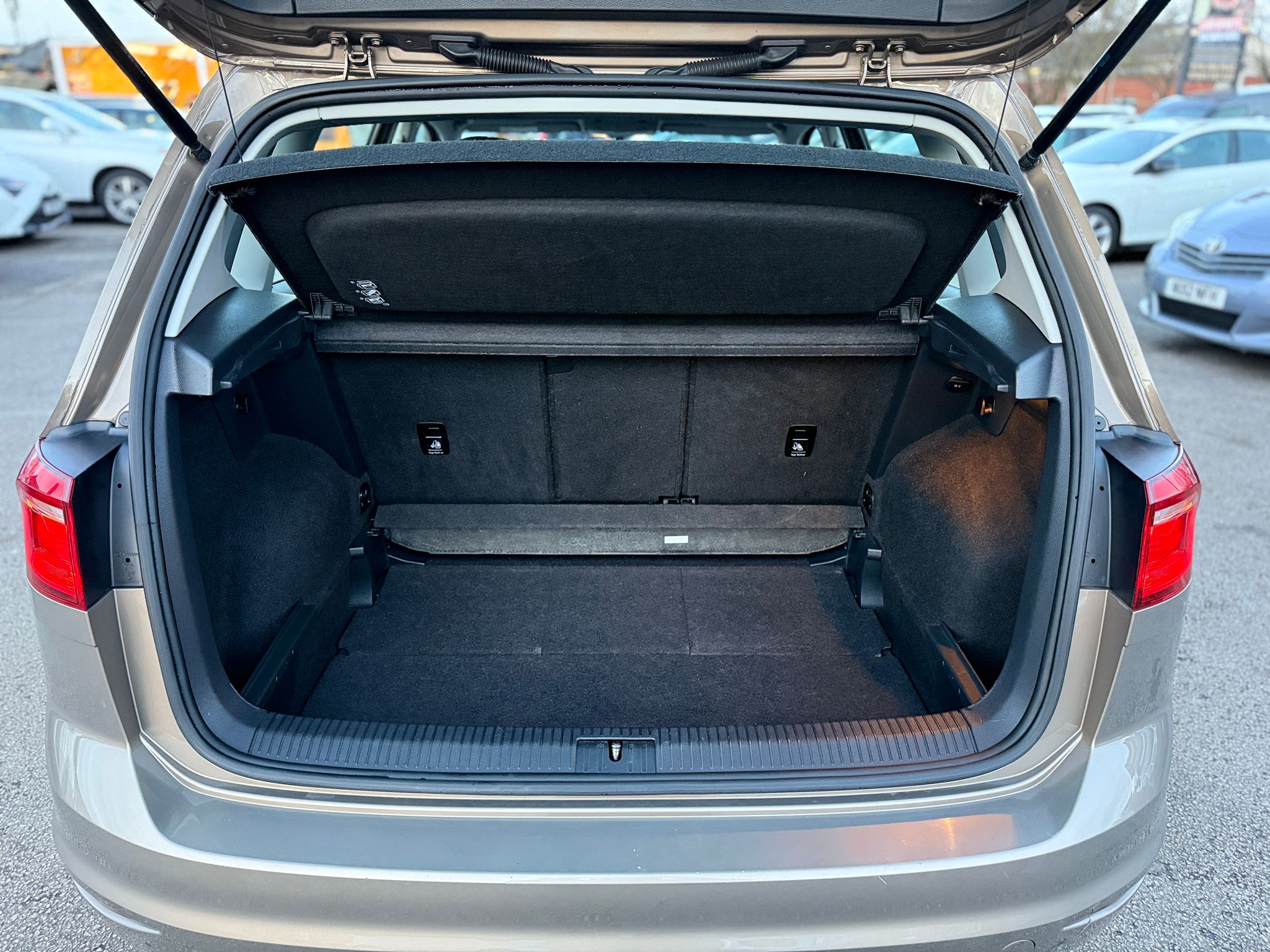 Volkswagen Golf SVSE 2015 Automatic