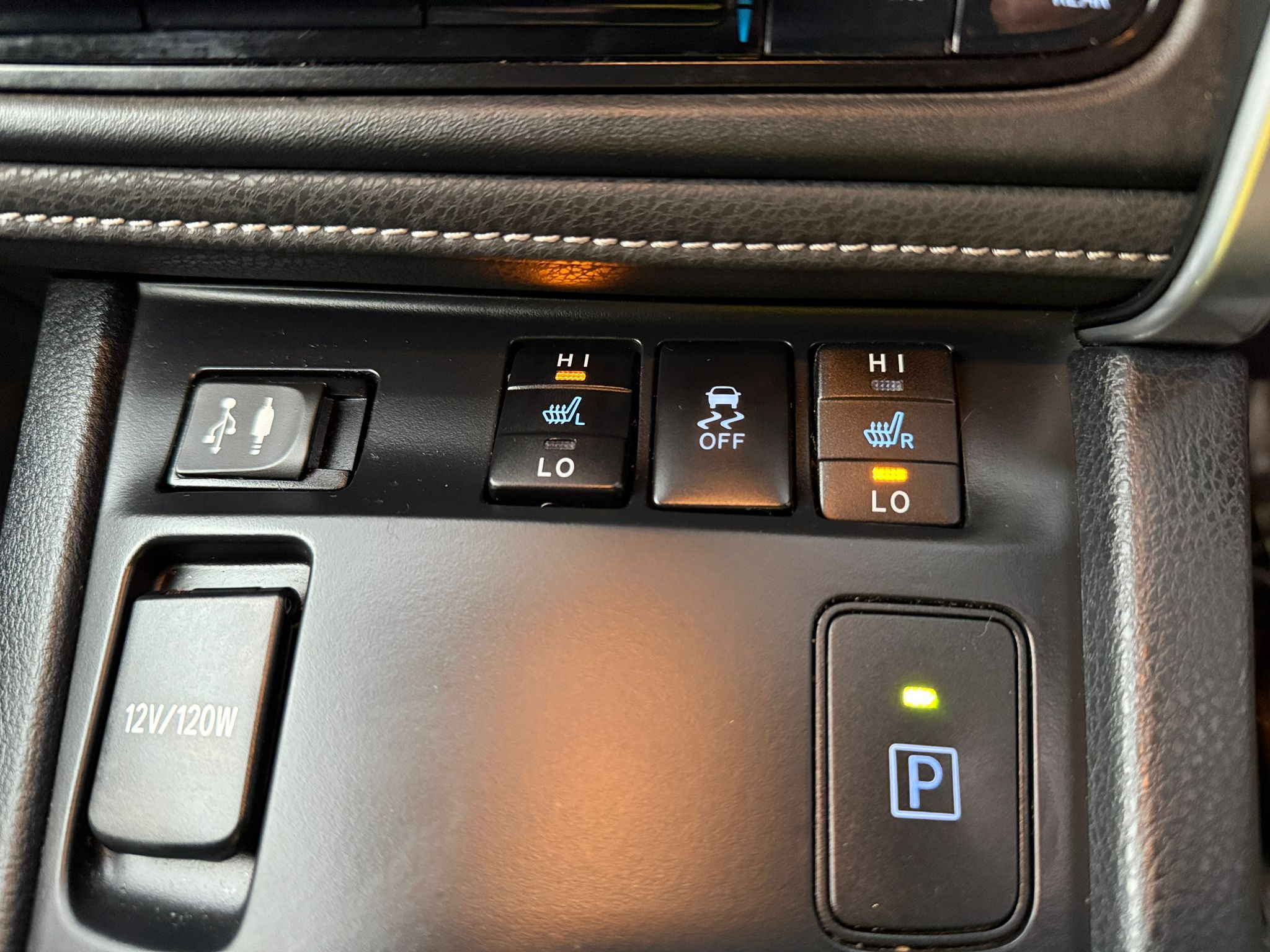 Toyota Auris Business Edition 2017 Hybrid Automatic