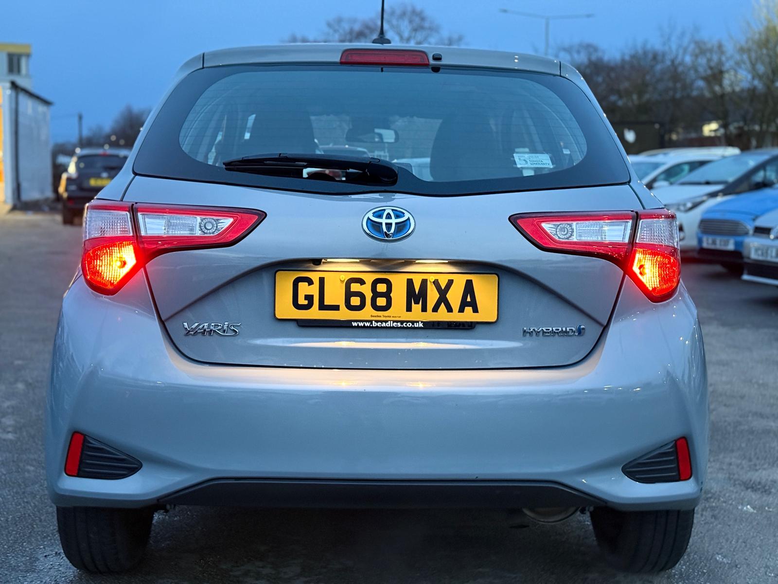 Toyota Yaris Icon Tech 2018 Hybrid Automatic